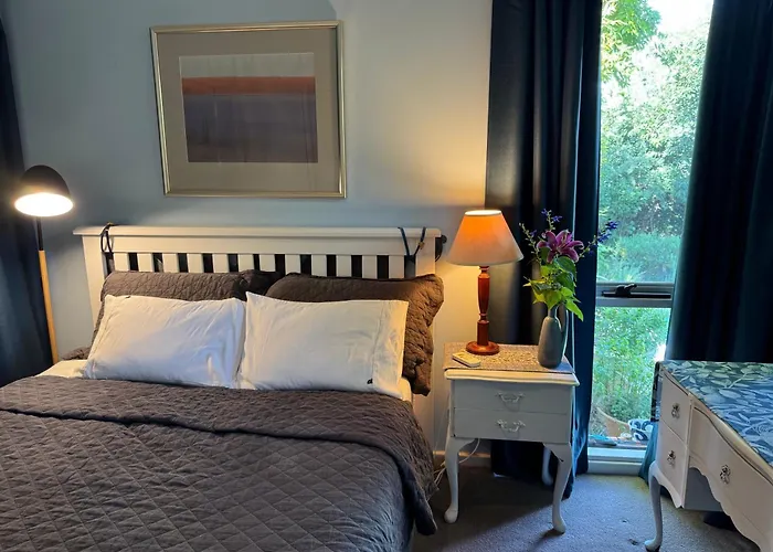 Griffith Gallery Flat